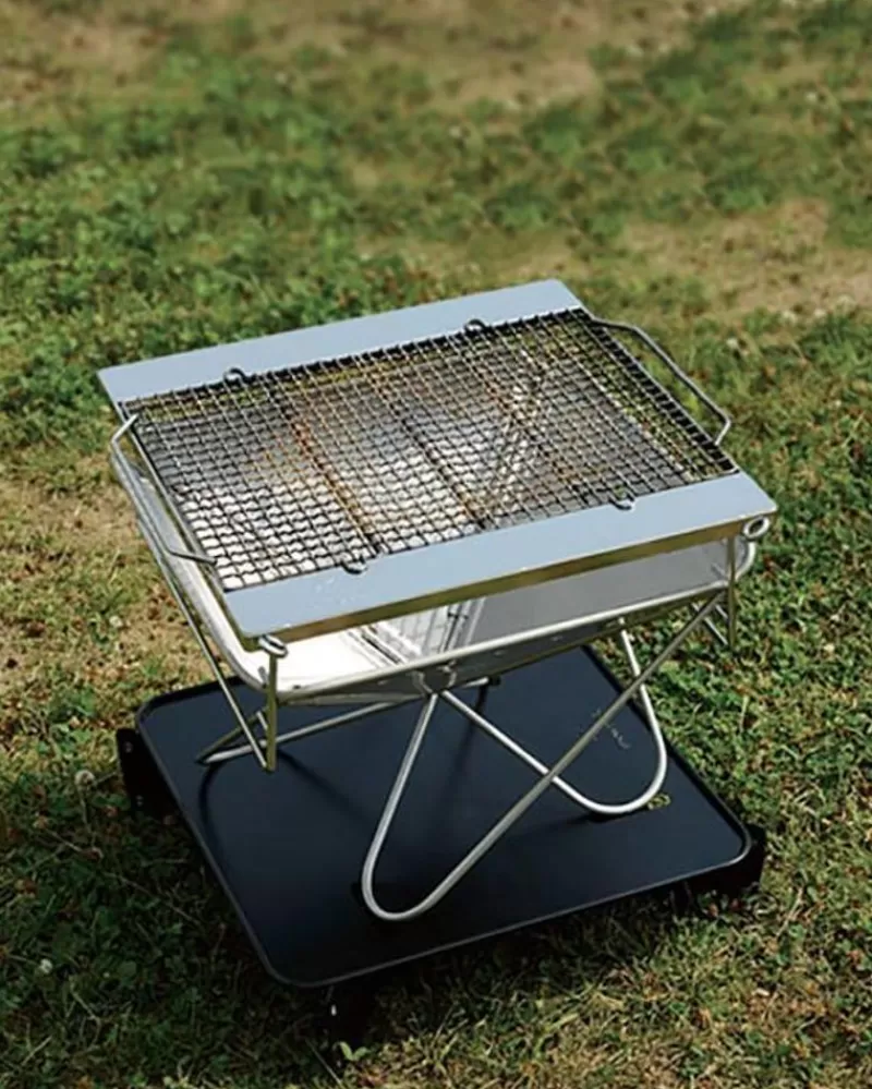 Snow Peak Fireplace Grill L^ 4-6 Person