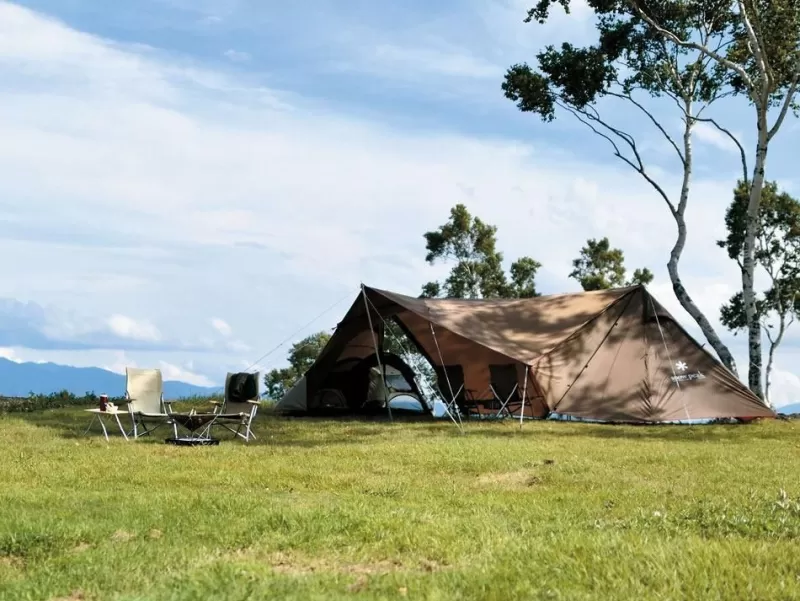 Snow Peak Land Station^ 4-8 Person